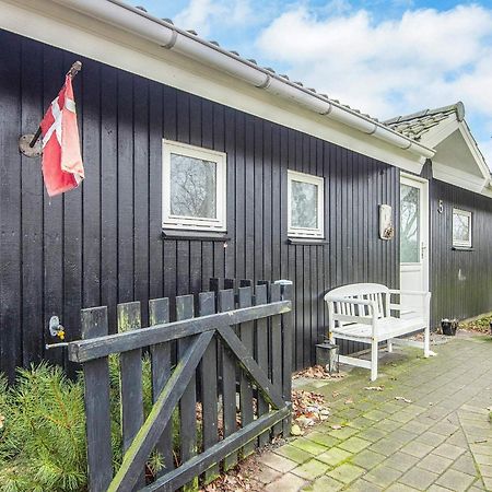 Holiday Home Lyngvej IV Fjerbæk Exteriér fotografie