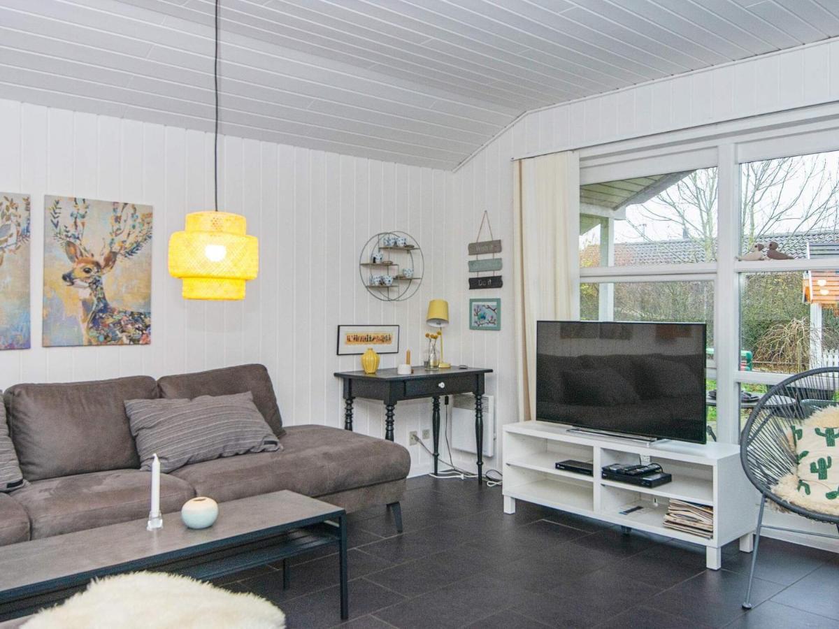 Holiday Home Lyngvej IV Fjerbæk Exteriér fotografie